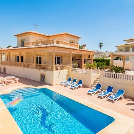 Abahana Villas Casa Nova * Κάλπε